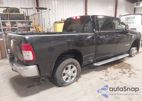 2024 Ram 2500 Big Horn 4X4 6'4 Box z USA, uszkodzony, nr VIN 3C6UR5DL3RG247733